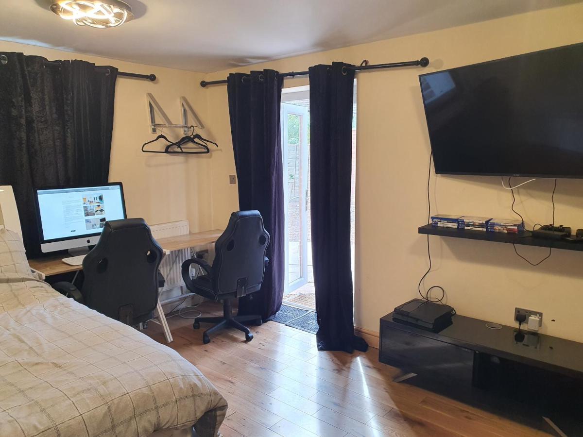 Umbrella Properties Private Apartment Μπέρμιγχαμ Εξωτερικό φωτογραφία